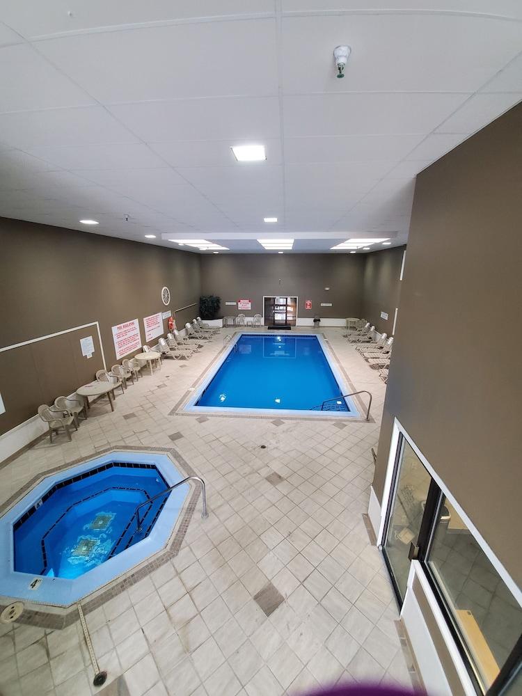 Ramada By Wyndham North Platte Ξενοδοχείο Εξωτερικό φωτογραφία