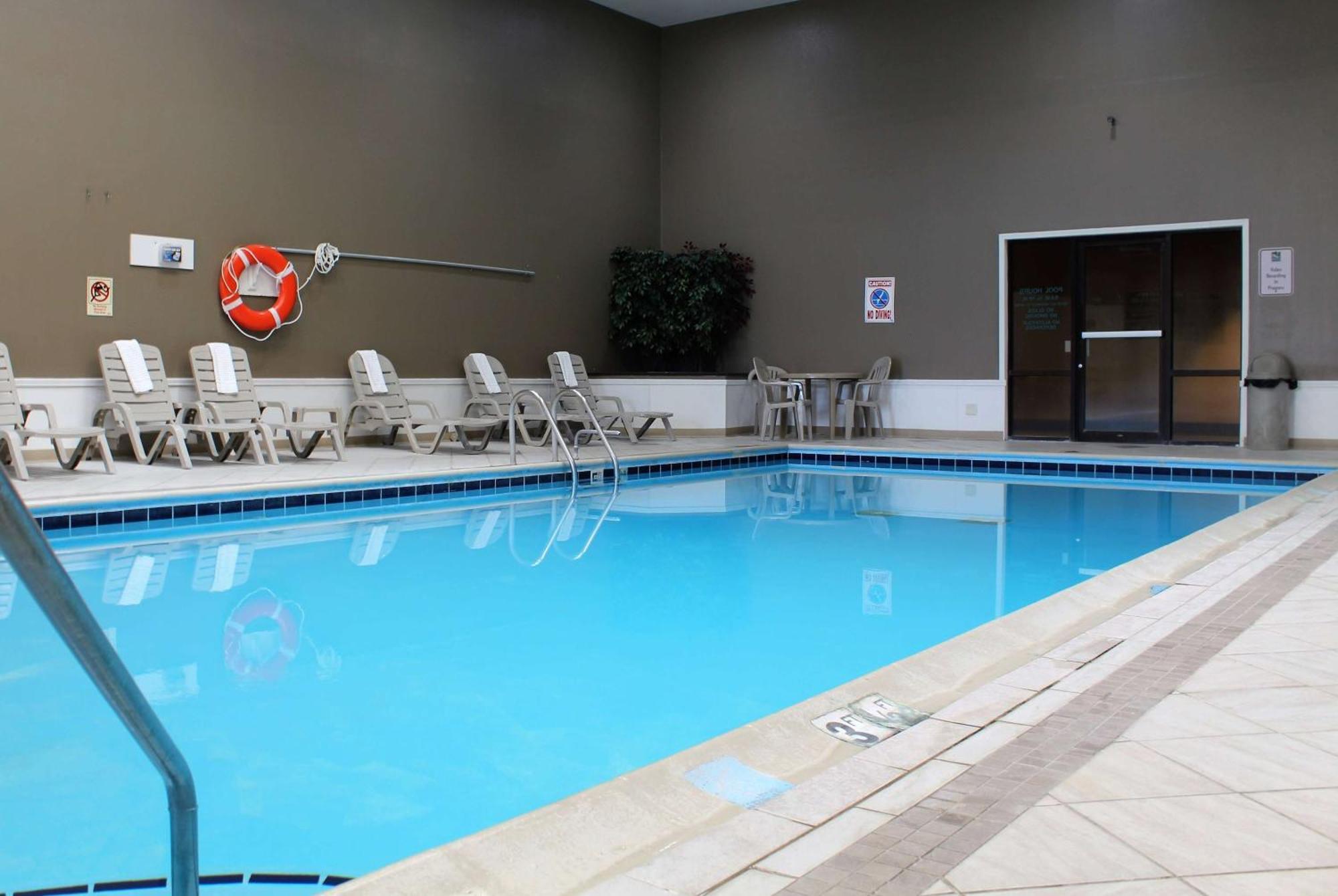 Ramada By Wyndham North Platte Ξενοδοχείο Εξωτερικό φωτογραφία